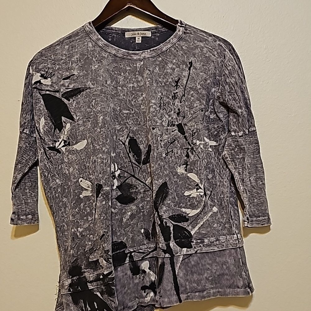 Jess and Jane tunic size M